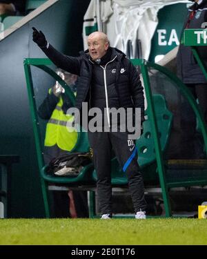 Scottish Premiership - Hibernian et Livingston Easter Road Stadium, Édimbourg, Midlothian, Royaume-Uni. 24 novembre 2020. Les Hibs accueillent Livingston dans la Premier League écossaise sur la route de Pâques, à Édimbourg. Pic shows: Livingston Manager, David Martindale, Shouts instructions from the touchline, Credit: Ian Jacobs/Alay Live News Banque D'Images