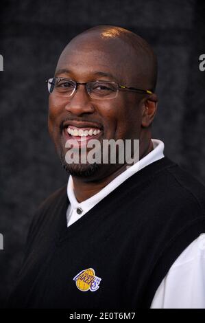 Mike Brown participe au lancement de Time Warner Cable Sportsnet et de Time Warner Cable Deportes Networks aux studios Time Warner Cable Sports à Los Angeles, CA, USA, le 1er octobre 2012. Photo de Lionel Hahn/ABACAPRESS.COM Banque D'Images