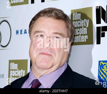 John Goodman participe au 50ème Festival annuel du film de New York lors de la cérémonie de remise du gala de la soirée de clôture et de la première mondiale de Paramount Pictures 'Flight' à Alice Tully Hall à New York City, NY, USA, le 14 octobre 2012. Le film, les stars Denzel Washington, Don Cheadle et John Goodman, est réalisé par Robert Zemeckis. Photo de Donna Ward/ABACAPRESS.COM Banque D'Images