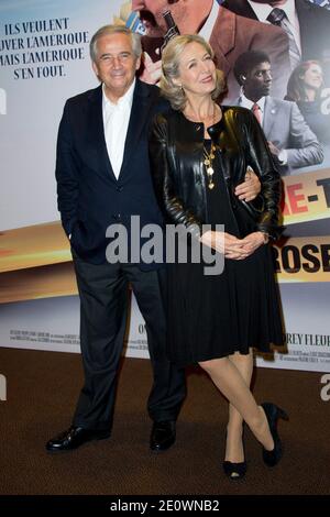 Alain Doutey et Arielle Semenoff participant à la première 'qui A Re-tue Pamela Rose' à Gaumont Marignan à Paris, France, le 2 décembre 2012. Photo d'Aurore Marechal/ABACAPRESS.COM Banque D'Images