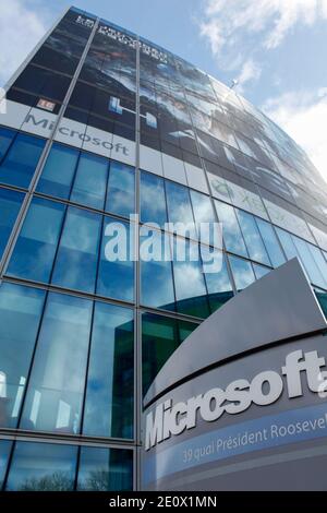 Vue générale du siège de Microsoft France à Paris, France, le 15 décembre 2012. Photo de Audrey Poree/ABACAPRESS.COM Banque D'Images