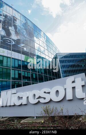 Vue générale du siège de Microsoft France à Paris, France, le 15 décembre 2012. Photo de Audrey Poree/ABACAPRESS.COM Banque D'Images