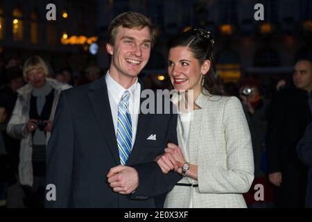 Archiduke Christoph, d'Autriche, et Adelaide Drape-Frisch, qui arrivent à leur cérémonie de mariage civil à l'hôtel de ville de Nancy, en France, le 28 décembre 2012. Photo par ABACAPRESS.COM Banque D'Images