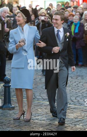 La princesse Marie Astrid de Luxembourg et son fils Archiduke Christoph d'Autriche arrivent pour son mariage religieux avec Adelaide Drape-Frisch à la basilique Saint-Epvre à Nancy, France, le 29 décembre 2012. Photo de Nicolas Gouhier/ABACAPRESS.COM Banque D'Images