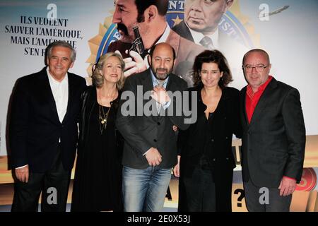 Alain Doutey, Kad Merad, Arielle Semenoff et Olivier Baroux assistent à la première de 'sia qui a re-tué Pamela Rose ?' Tenue à Gaumont Marignan à Paris, France, le 02 décembre 2012. Photo de Jerome Domine/ABACAPRESS.COM Banque D'Images