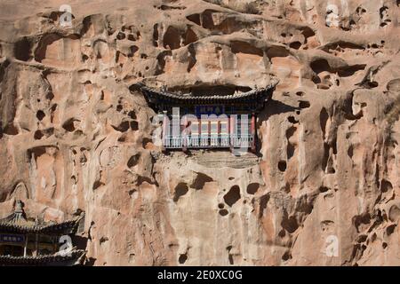 Temple Matisi - Grottes dans la falaise Banque D'Images