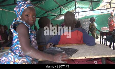 La vie continue à Bosso, Niger, 19 avril 2017 01. Banque D'Images