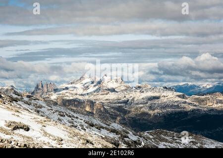 Vue de Lagazuoi, 2778 m, col de Falzarego, Dolomites, Italie, Europe Banque D'Images