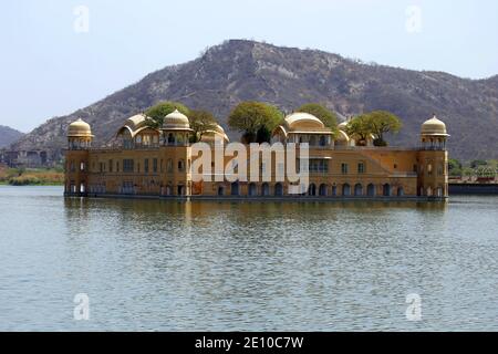 JAL Mahal (Palais de l'eau), Man Sugar Lake, Jaipur, Rajasthan, Inde Banque D'Images