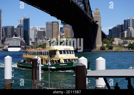 Australie 09 novembre 2018 Sydney vues sur le port de Sydney Pont et Opéra du côté Kirribilli Richard Williams Photographie Banque D'Images