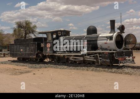 Ancienne locomotive à vapeur à la station d'Usakos, Erongo, Namibie, Banque D'Images