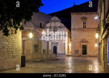 L'église Saint-Sauveur (1520-1528) à Dubrovnik, en Croatie, au crépuscule Banque D'Images