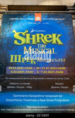 Affiche présentant Shrek la comédie musicale comme publicité pour l'événement à venir En 2021 par l'Opéra et le Ballet de Sofia Bulgarie Europe de l'est UE Banque D'Images