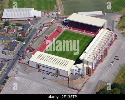 Vue aérienne du terrain de football du Barnsley FC Oakwell Stadium Banque D'Images