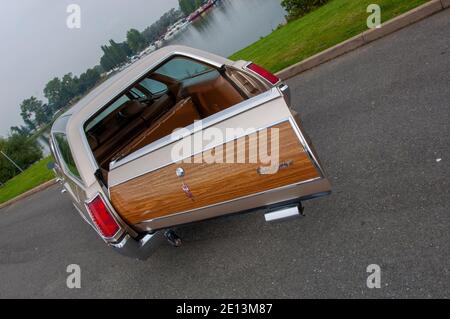 Vista Cruiser 1972 d'Oldsmobile, familiale classique américaine Woody Banque D'Images