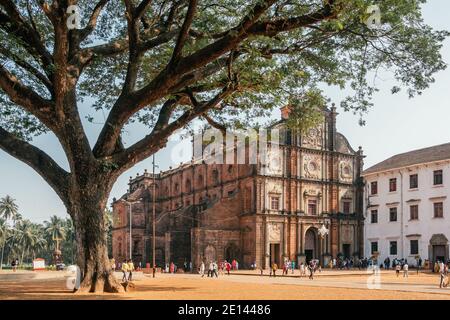 Basilique de BOM Jesus ou Borea Jezuchi Bajilika dans le vieux Goa, Inde. Banque D'Images