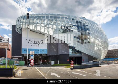 Velizy-Villacoublay (quartier de Paris) : vue extérieure du centre commercial Velizy 2 géré par Unibail-Rodamco Westfield. Banque D'Images