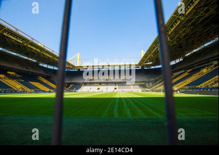 DORTMUND, ALLEMAGNE - 12 AOÛT 2020 : signal Iduna Park. Stade de football de Borussia Dortmund Banque D'Images