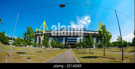 DORTMUND, ALLEMAGNE - 12 AOÛT 2020 : signal Iduna Park. Stade de football de Borussia Dortmund Banque D'Images