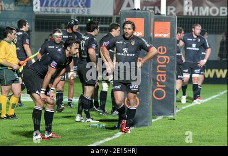 Heymans Cedric et Clément Poitrenaud de Stade Toulousain lors du match de rugby français Top 14, USAP vs Stade Toulousain au stade aime Giral de Perpignan, au sud de la France sur avril 1, 2011. Toulouse a gagné 25-24. Photo de Michel Clementz/ABACAPRESS.COM Banque D'Images