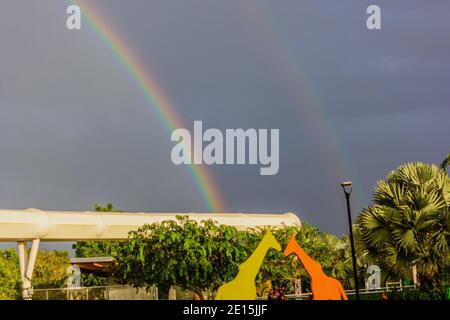 Rare double arc-en-ciel à Miami Banque D'Images