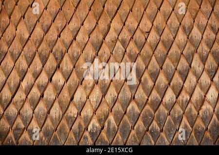 Église en bois de la Nativité de la Sainte Vierge à Pilipets, Ukraine. xviiie siècle avec clocher en bois à deux étages Banque D'Images