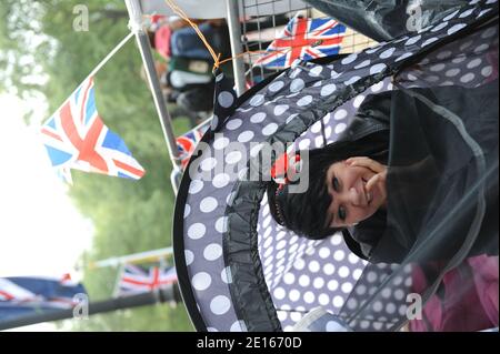 Atmosphère sur le Mall avant le mariage du Prince William et de Kate Middleton qui aura lieu demain, à Londres, Royaume-Uni, le 28 avril 2011. Photo de Thierry Orban/ABACAPRESS.COM Banque D'Images