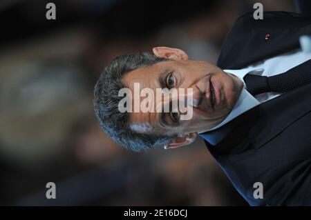 Le président français Nicolas Sarkozy est photographié lors d'une réunion sur le système de santé alors qu'il est en visite à Fontainebleau, en France, le 5 mai 2011. Photo de Thierry Orban/ABACAPRESS.COM Banque D'Images