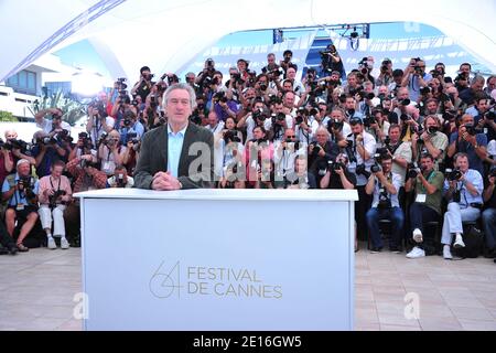 Le Président du jury du long métrage, l'acteur américain Robert de Niro (Président) posant à un photocall dans le cadre du 64ème Festival International du film de Cannes, à l'Hôtel Carlton à Cannes, dans le sud de la France, le 11 mai 2011. Photo de Hahn-Nebinger/ABACAPRESS.COM Banque D'Images