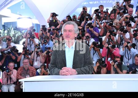 Le Président du jury du long métrage, l'acteur américain Robert de Niro (Président) posant à un photocall dans le cadre du 64ème Festival International du film de Cannes, à l'Hôtel Carlton à Cannes, dans le sud de la France, le 11 mai 2011. Photo de Hahn-Nebinger/ABACAPRESS.COM Banque D'Images