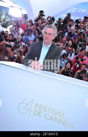 Le Président du jury du long métrage, l'acteur américain Robert de Niro (Président) posant à un photocall dans le cadre du 64ème Festival International du film de Cannes, à l'Hôtel Carlton à Cannes, dans le sud de la France, le 11 mai 2011. Photo de Hahn-Nebinger/ABACAPRESS.COM Banque D'Images