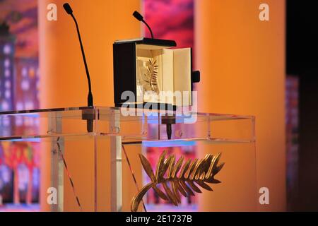 Ambiance lors de la cérémonie de remise des prix du 64ème Festival international du film de Cannes, au Palais des Festivals de Cannes, dans le sud de la France, le 22 mai 2011. Photo de Hahn-Nebinger-Genin/ABACAPRESS.COM Banque D'Images