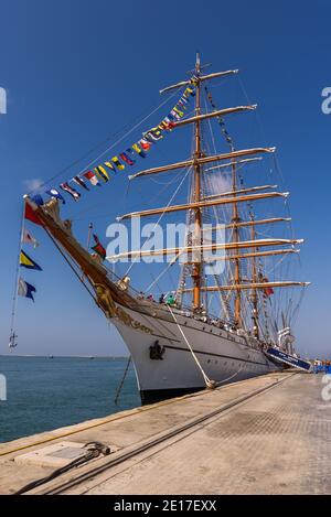 Tallship NRP Sagres à Faro Algarve Portugal Banque D'Images