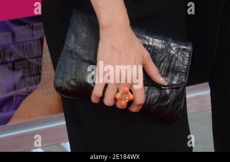 Jenna Elfman assistait à la première des « horribles patrons » au Grauman's Chinese Theatre à Hollywood, Californie, le 30 juin 2011. Photo de Tonya Wise/ABACAPRESS.COM Banque D'Images