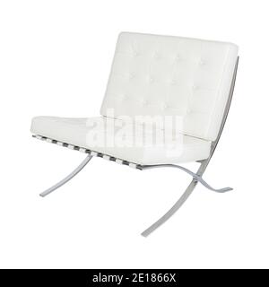 Chaise de Barcelone (réplique) isolée sur fond blanc. Profondeur de champ complète avec masque. Banque D'Images