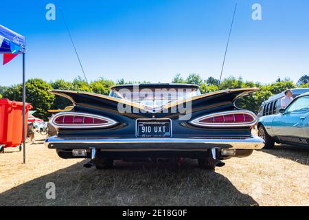 L'Impala 1959 de chevrolet au salon automobile américain classique Stars & Stripes, Banque D'Images