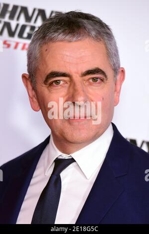 Photo du dossier datée du 03/10/18 de Rowan Atkinson qui a dit qu'il n'aime pas beaucoup jouer à M. Bean et le trouve "fatigante et épuisante". L'acteur a commencé à débuter le personnage puéril, accompagné de son ours en peluche brun et de son Mini jaune, dans sa sitcom autotitrée en janvier 1990 et il a été un phénomène mondial, des films de frai, des livres et une série animée. Banque D'Images