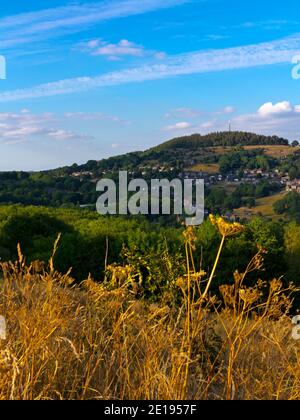 Vue sur la campagne près de Wirksworth et Cromford dans le Derbyshire Dales partie du Peak District England UK en été. Banque D'Images