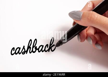 mot cashback écrit à la main - concept de cashback Banque D'Images