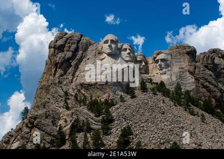 Black Hills, Dakota du Sud - 9 août 2014 : vue du monument national du Mont Rushmore, avec les chefs des quatre présidents américains, dans l'État Banque D'Images