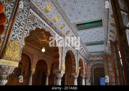 Passage à l'intérieur du fort Junagarh à Bikaner, Rajasthan Banque D'Images