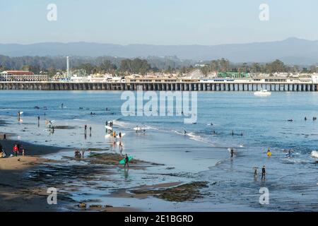 Etats-Unis, Californie, Santa Cruz: Surf spot Banque D'Images