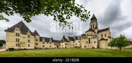 Abbaye de Fontevraud, France 10 mai 2013 : vue panoramique de l'abbaye royale de notre-Dame de Fontevraud Banque D'Images