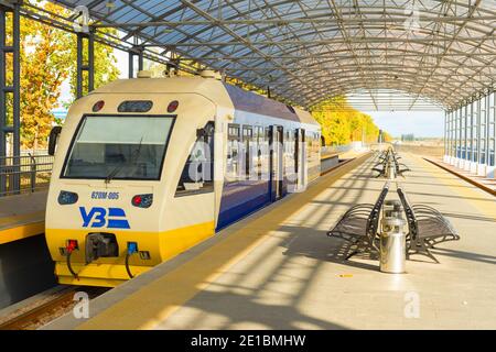 KIEV, UKRAINE - 07 OCTOBRE 2019 : train Brayspil Express - train-navette aéroport de la gare centrale de Kiev au terminal de l'aéroport de Boryspil Banque D'Images