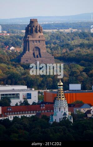 Impressionen: das Voelkerschlachtdenkmal vom City Hochhaus ('Backenzahn') aus gesehen, Leipzig (nur fuer redaktionelle Verwendung. Keine Werbung. Réf Banque D'Images