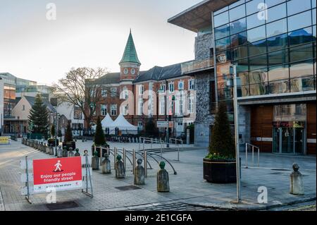 Cork, Irlande. 6 janvier 2021. Le centre-ville de Cork était calme cet après-midi, en raison des restrictions de niveau 5 de confinement du coronavirus. Crédit : AG News/Alay Live News Banque D'Images