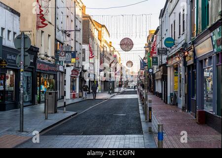 Cork, Irlande. 6 janvier 2021. Le centre-ville de Cork était calme cet après-midi, en raison des restrictions de niveau 5 de confinement du coronavirus. Crédit : AG News/Alay Live News Banque D'Images