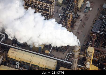 Les dépôts de sables bitumineux exploités à la mine Syncrude au nord de Fort McMurray, Alberta, Canada. Les sables bitumineux sont le plus grand projet industriel sur la p Banque D'Images