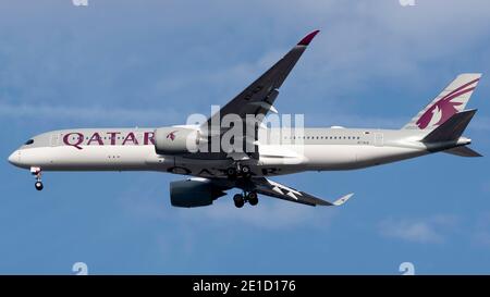 Airbus A350 de Qatar Airways (A7-ALN) Banque D'Images