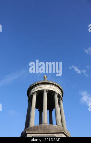 Le Burns Monument and Gardens d'Alloway, Ayrshire, Écosse, Royaume-Uni, a été créé pour célébrer la vie du poète près de son lieu de naissance. L'architecte était Thomas Hamilton qui a également conçu le mémorial Burns sur Calton Hill à Édimbourg. Banque D'Images